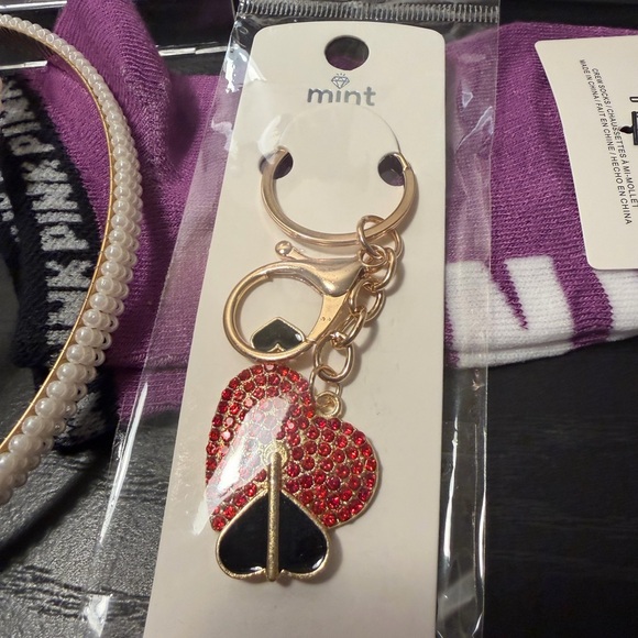 Mystery Valentines bundle of 7 - Picture 8 of 11